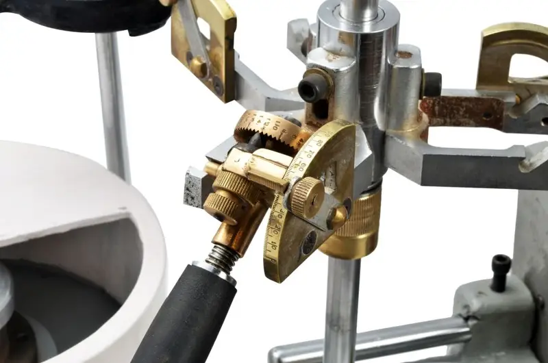 Gem Faceting and Polishing Machine - Image 3